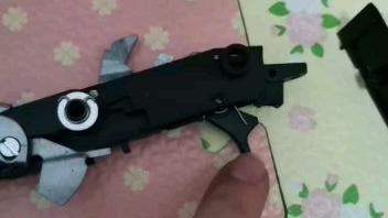 【水弹玩具】老铁们M870扳机这样是怎么回事?那个弹簧应该卡在哪里?